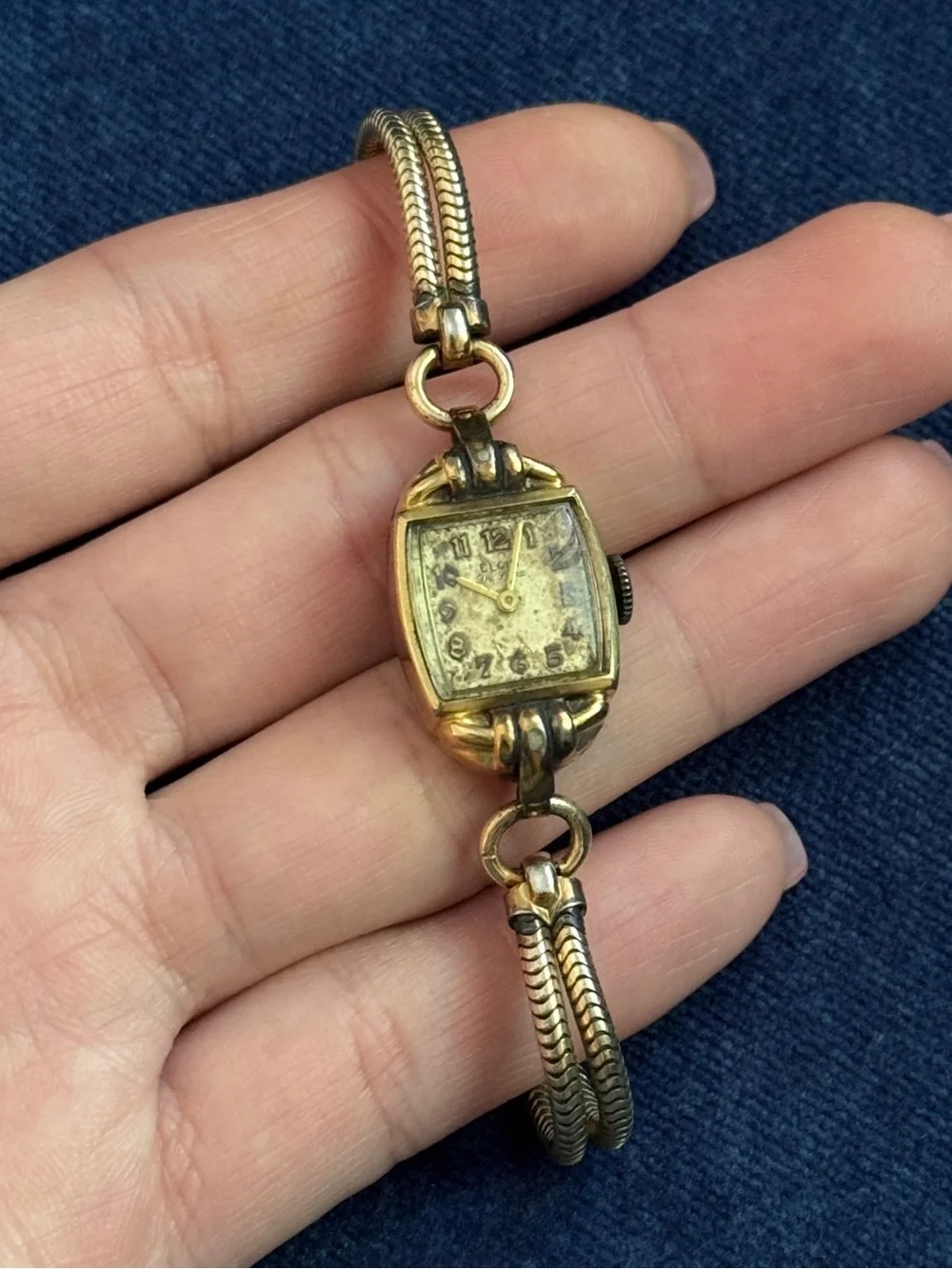 Gold-Tone Ladies Vintage Bracelet Watch
